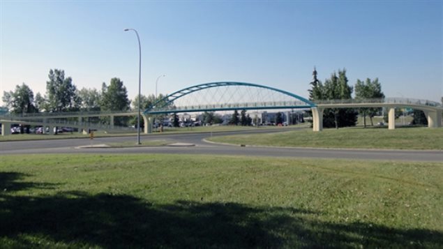 Shaganappi Pedestrian bridge - Calgary